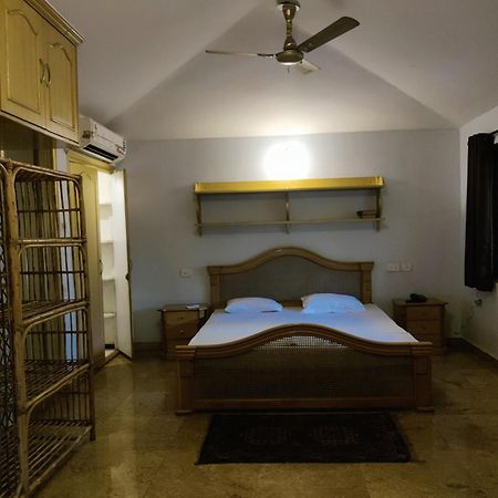 Papa Jolly Eco Resort-Near Morjim Beach Esterno foto